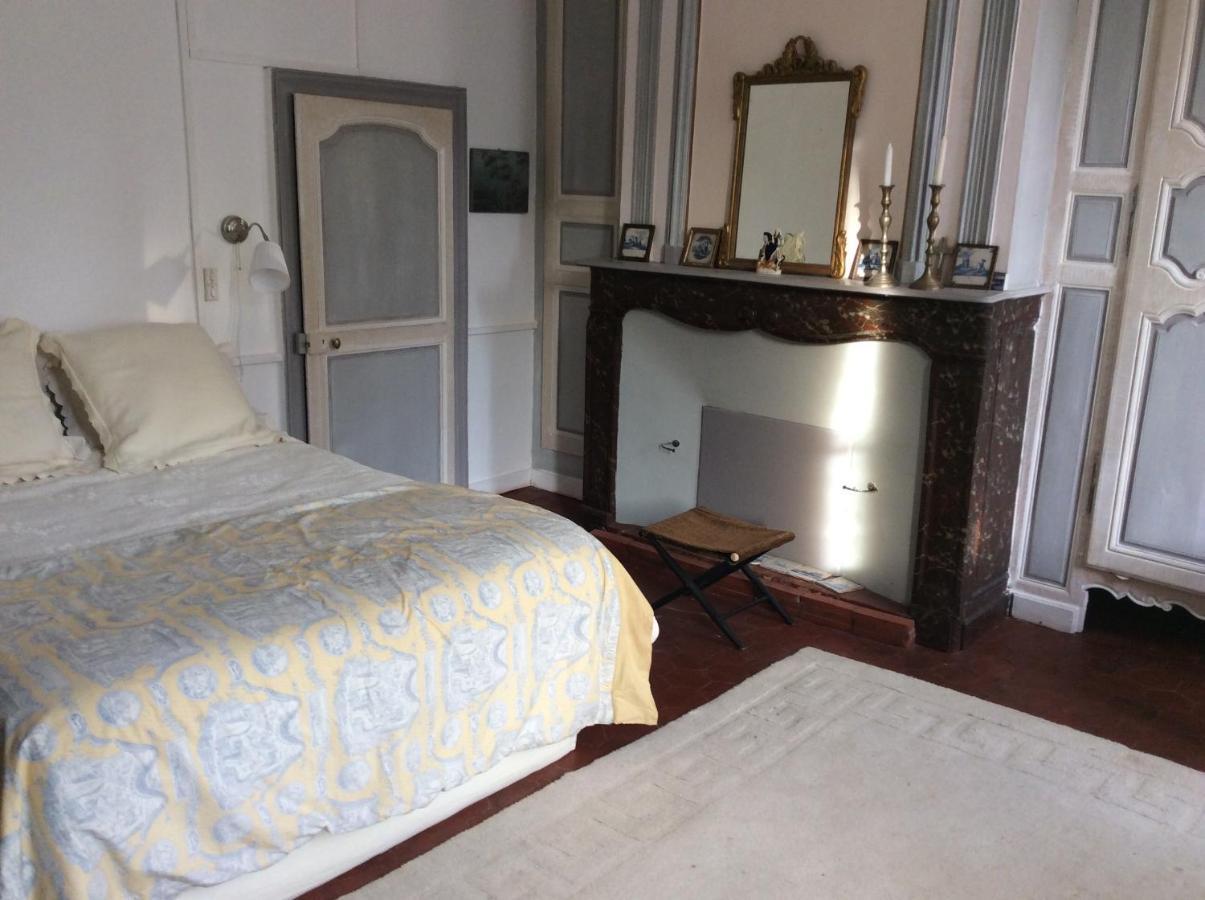 La Chambre De La Tour Orbais Quarto foto